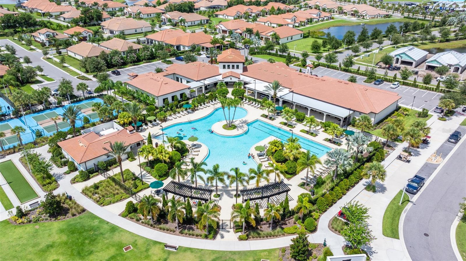 FOREST BROOKE ACTIVE ADULT PH - Residential