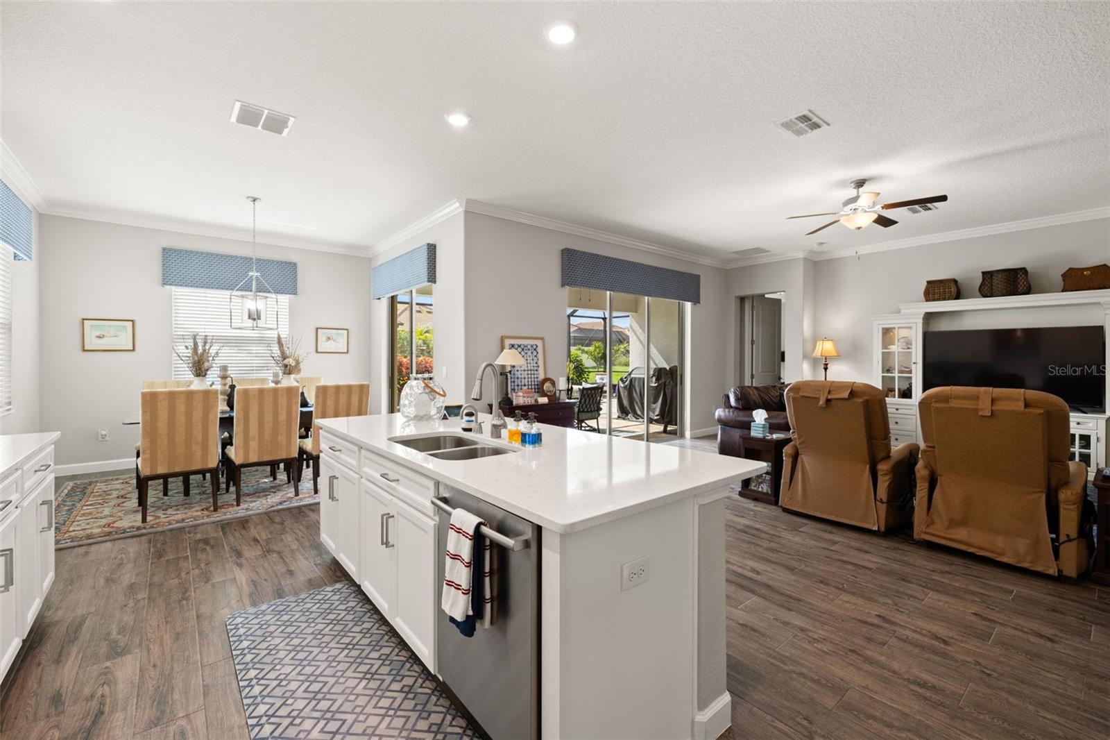 FOREST BROOKE ACTIVE ADULT PH - Residential