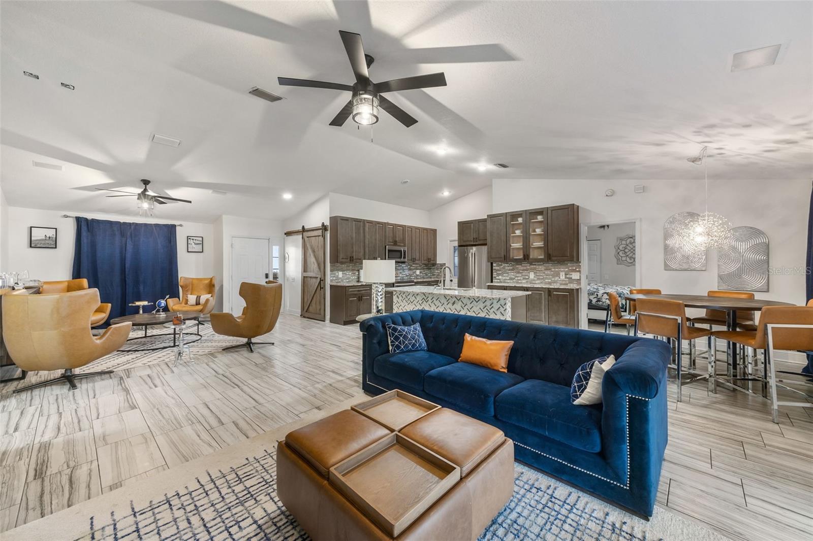 COLONIAL HILLS PH 01 - Residential