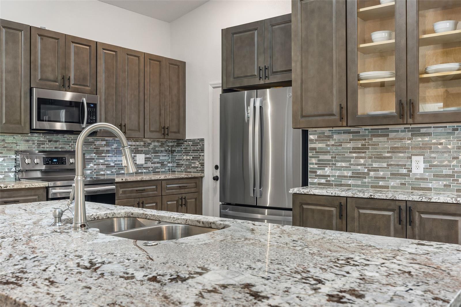 COLONIAL HILLS PH 01 - Residential