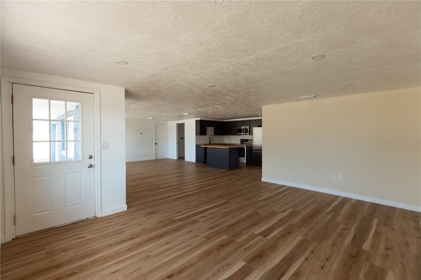 ALOHA GARDENS - Residential