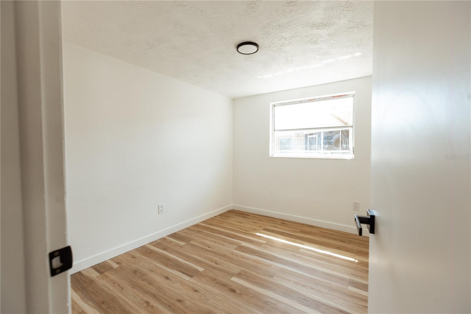 ALOHA GARDENS - Residential