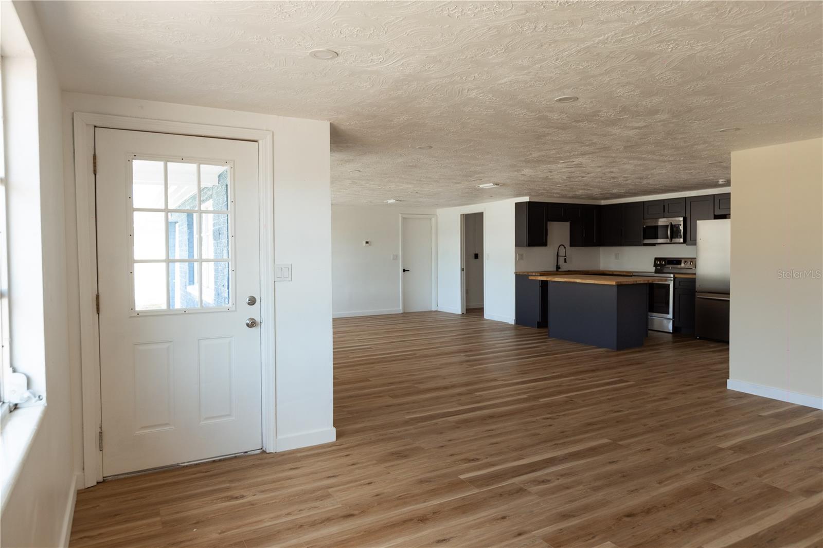 ALOHA GARDENS - Residential