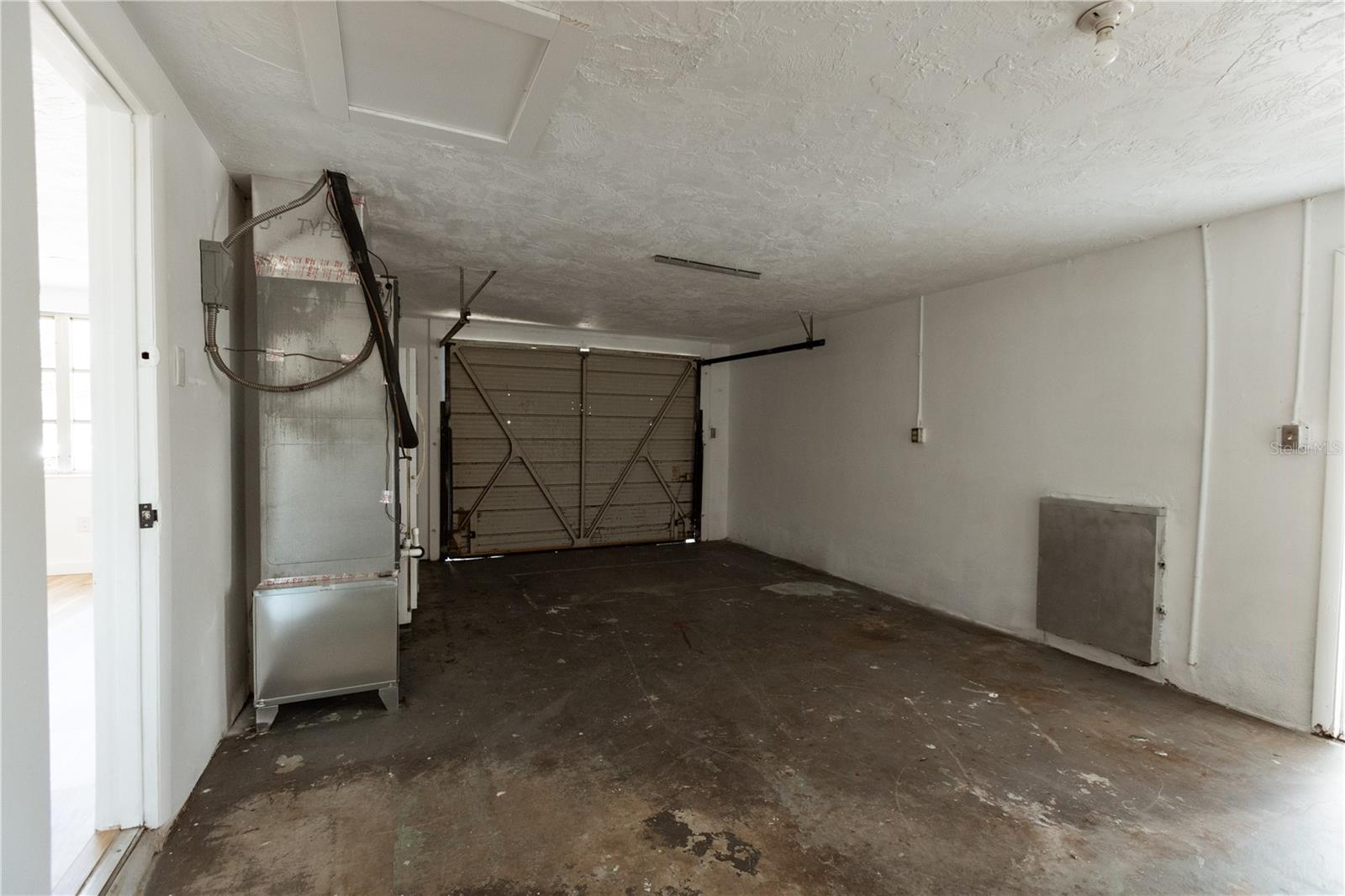 ALOHA GARDENS - Residential