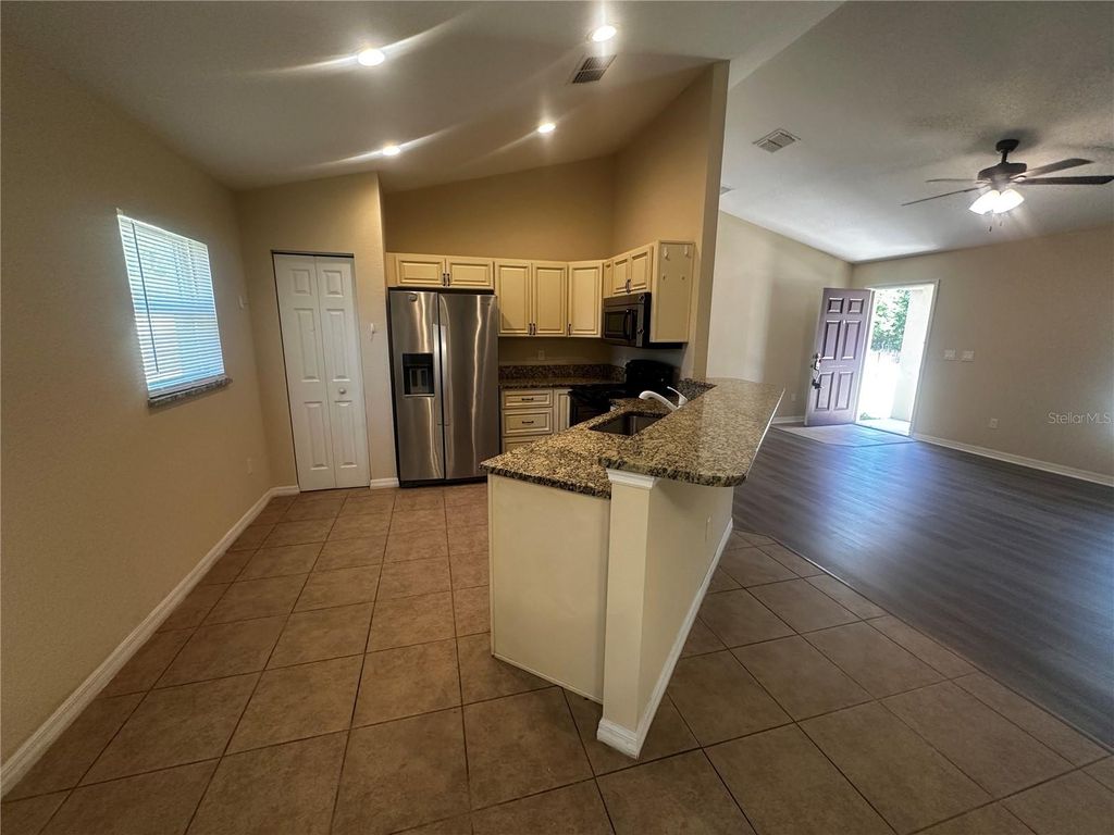 Photo of 18 Pine Circle, Ocala, FL 34472 (MLS # OM722881)