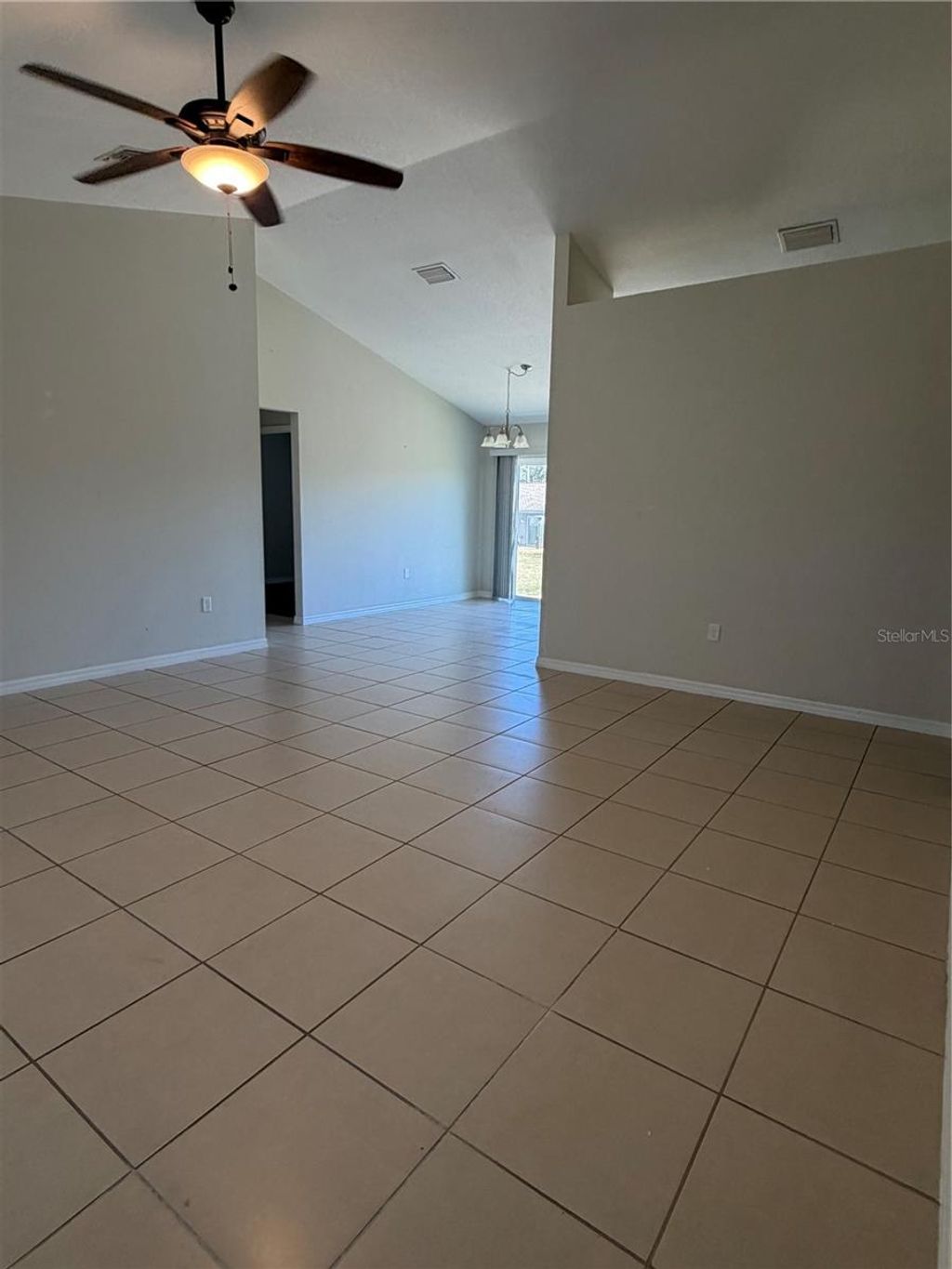 Photo of 16621 SW 31st Ter, Ocala, FL 34473 (MLS # OM714322)