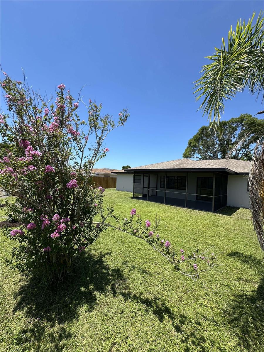 VENICE GARDENS - Residential