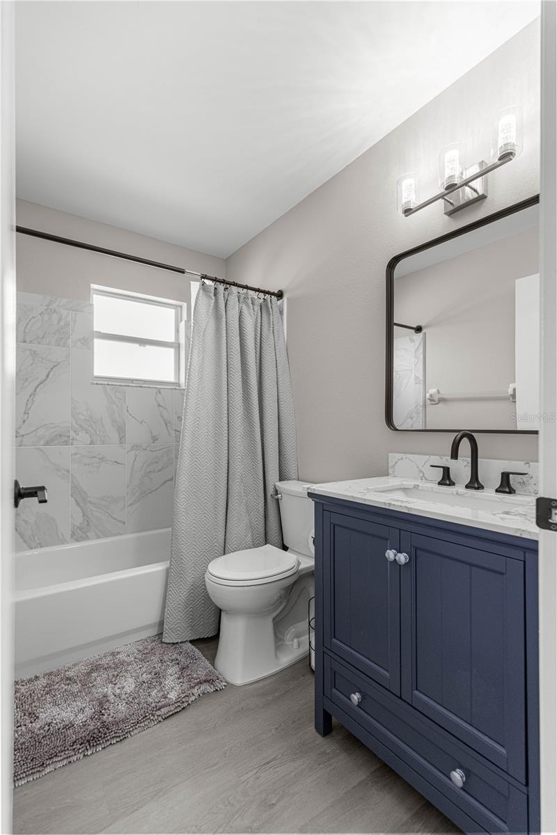 ON TOP OF THE WORLD - Residential