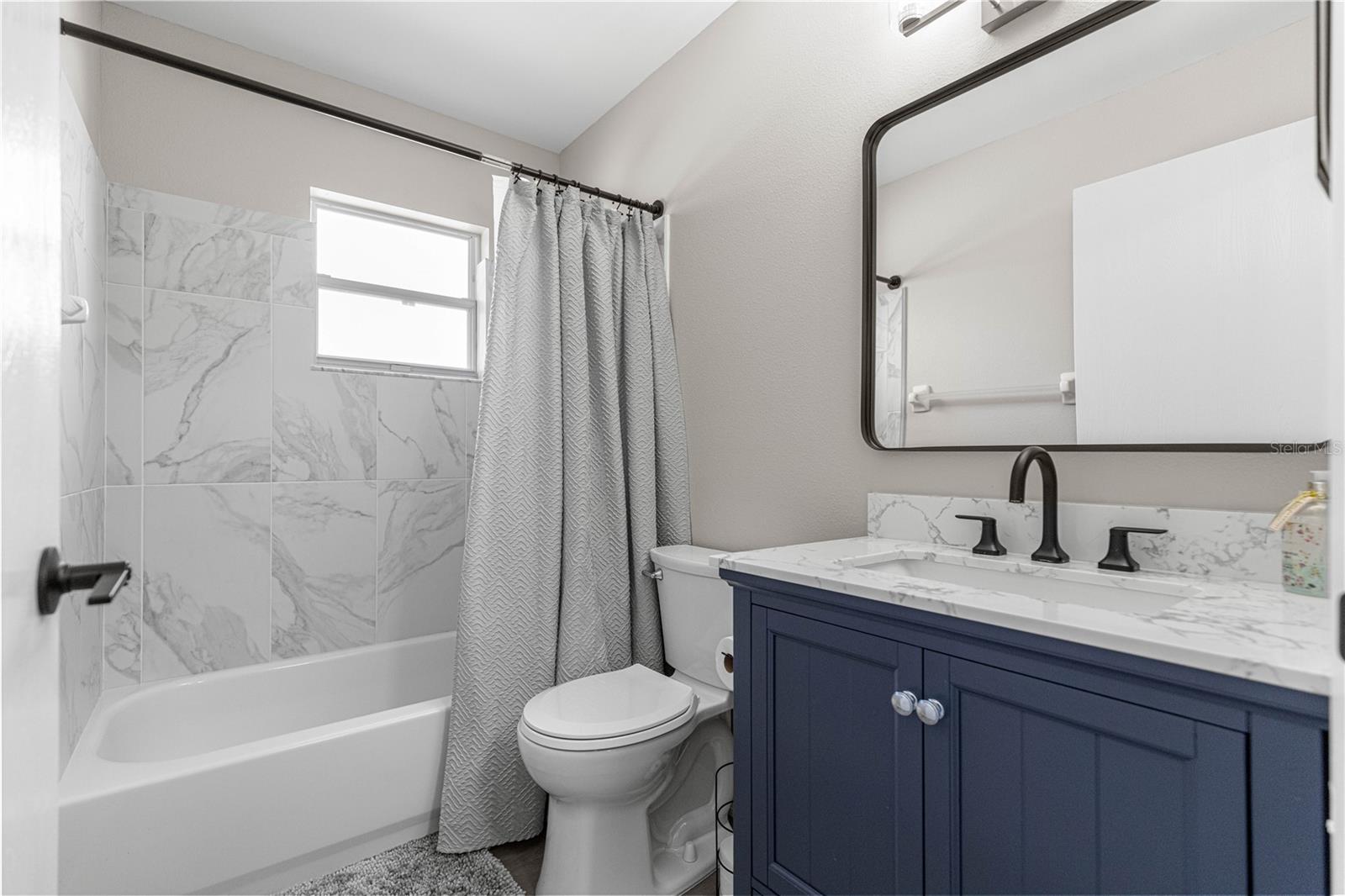 ON TOP OF THE WORLD - Residential