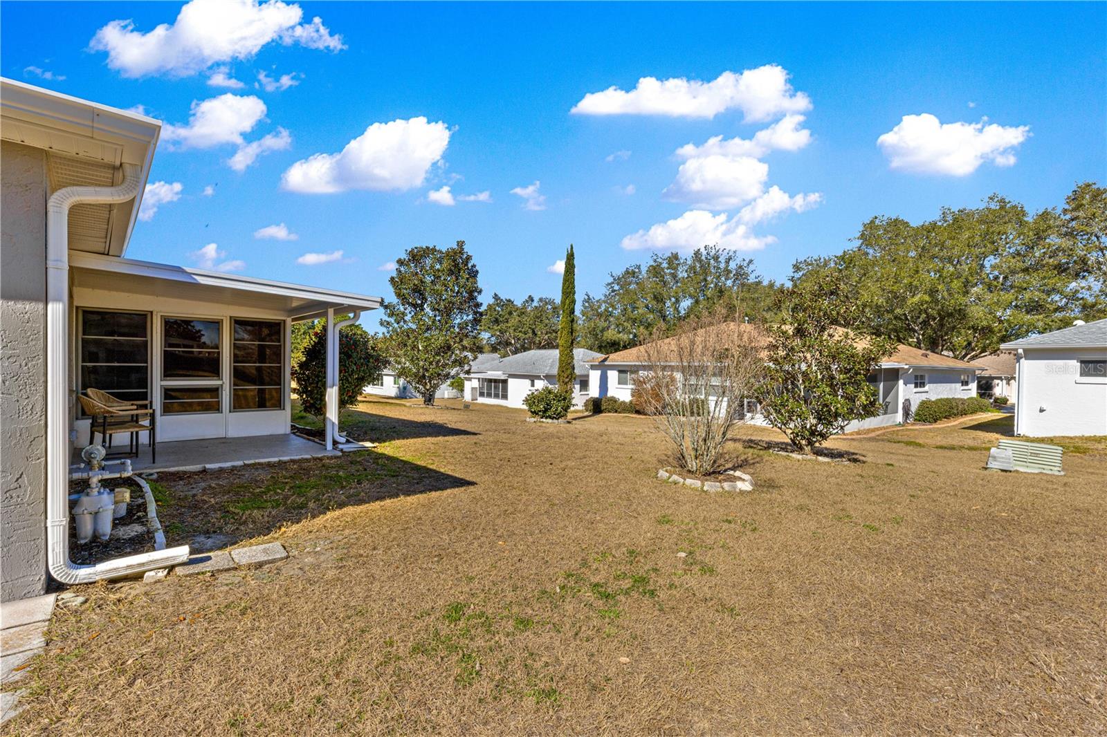 ON TOP OF THE WORLD - Residential