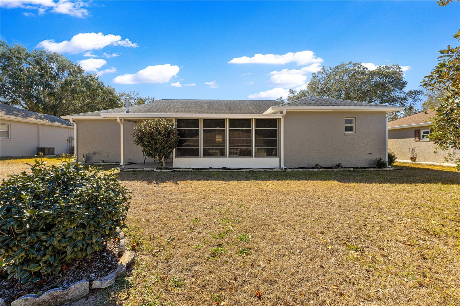 ON TOP OF THE WORLD - Residential