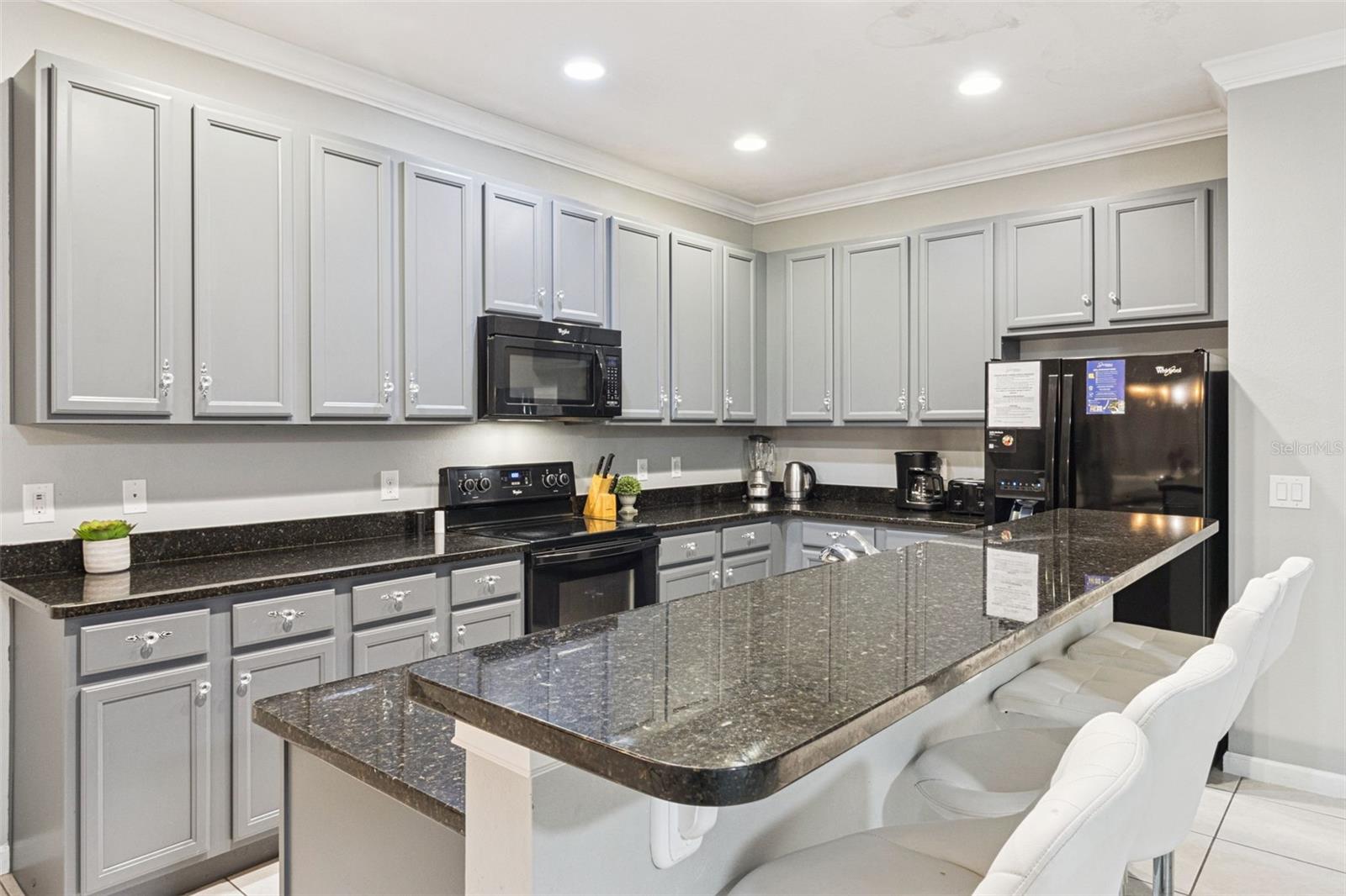 OAKMONT PH 01 - Residential