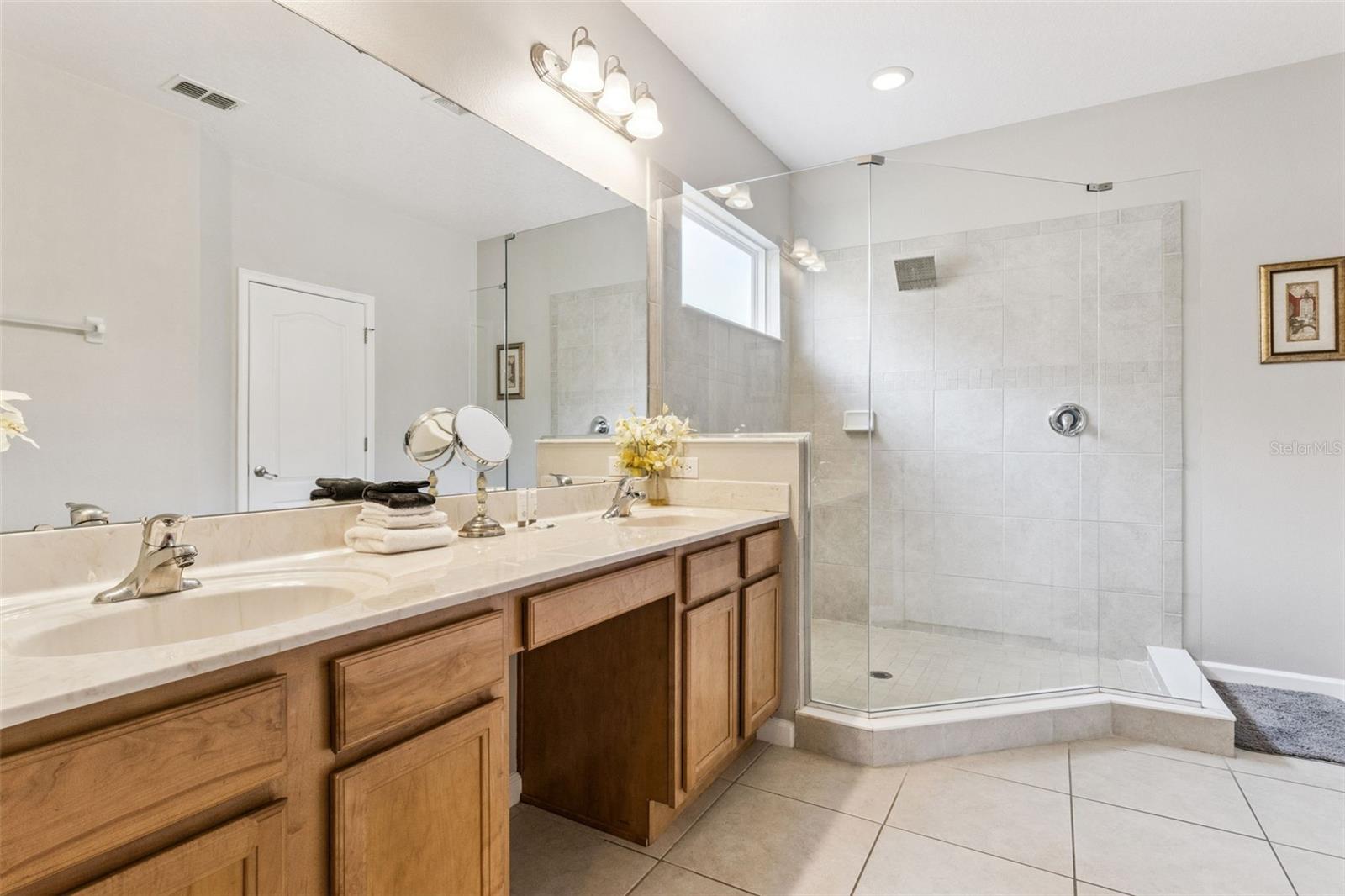OAKMONT PH 01 - Residential