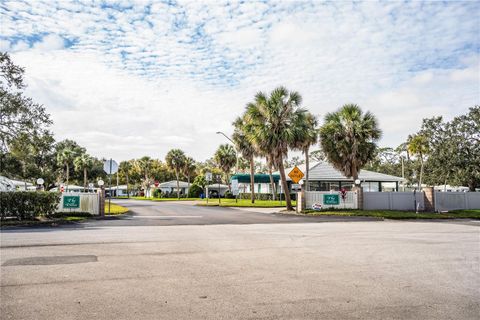 A home in LAKELAND