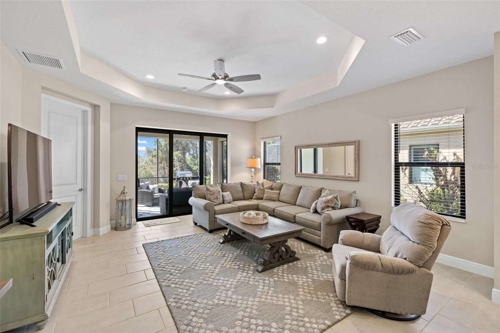 GRAND PALM - Residential