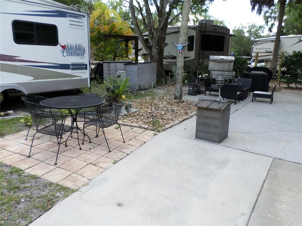 Photo of 190 LONGHORN DRIVE, LAKE WALES, FL 33898 (MLS # O6001949)