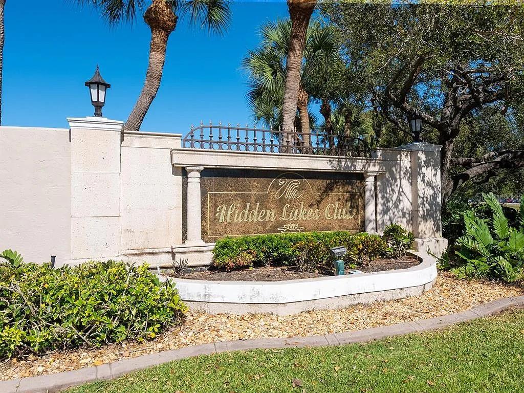 HIDDEN LAKES CLUB PH 2 - Residential