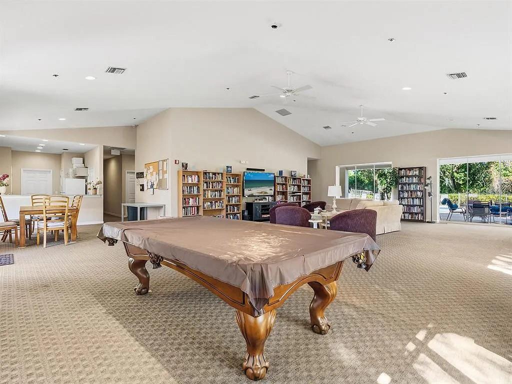 HIDDEN LAKES CLUB PH 2 - Residential