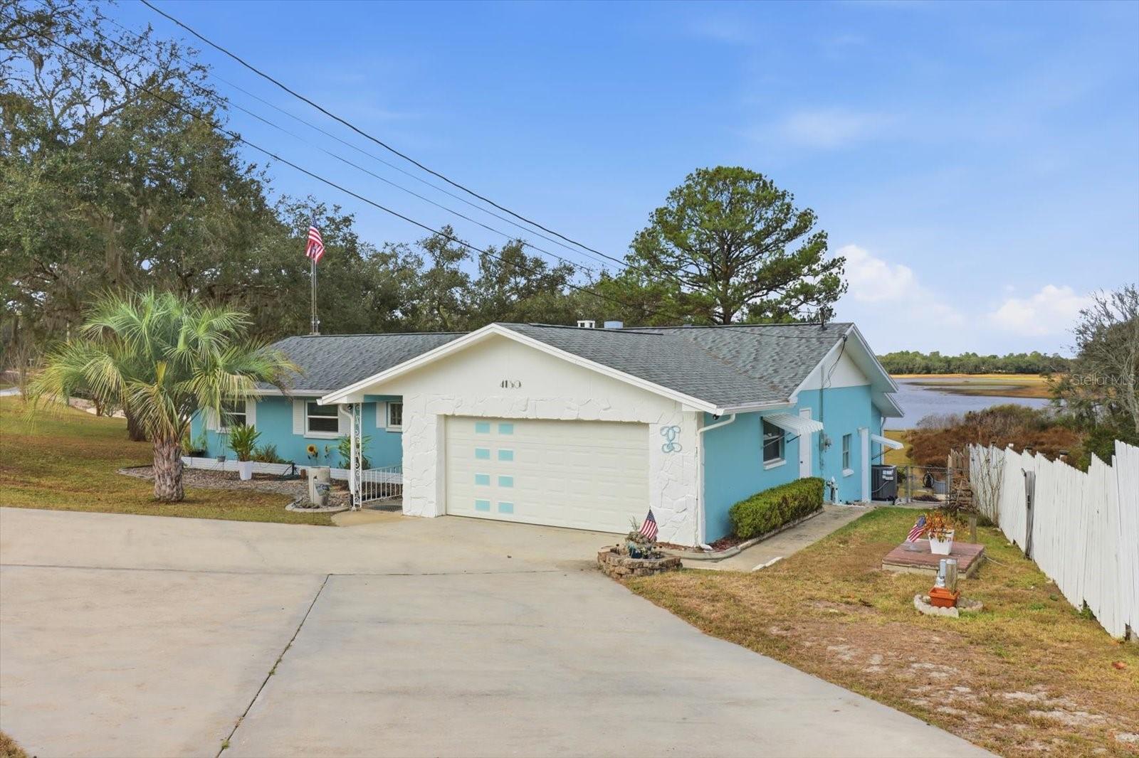 RAINBOW LAKES ESTATE - Residential