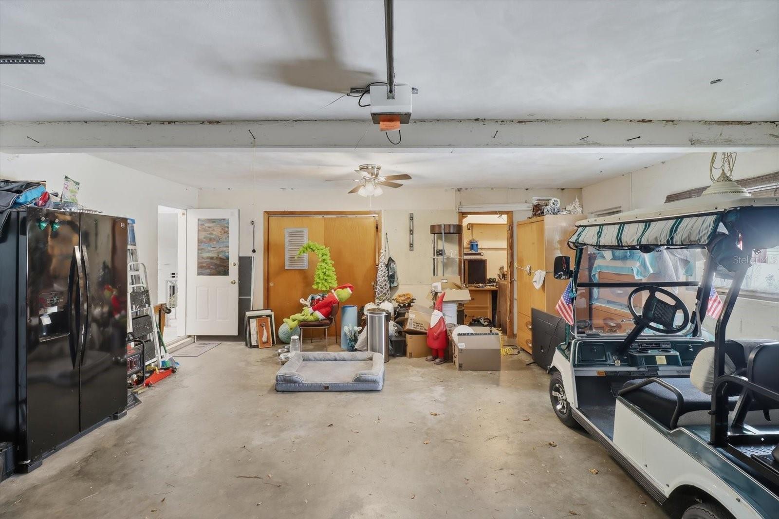 RAINBOW LAKES ESTATE - Residential