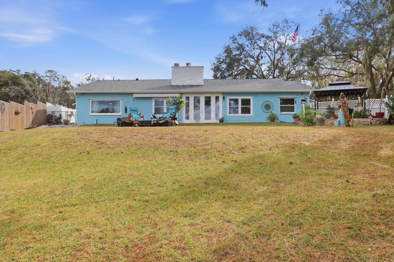 RAINBOW LAKES ESTATE - Residential