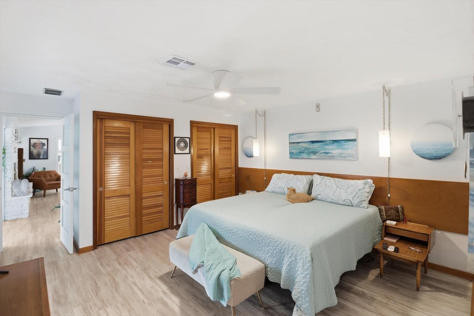 RAINBOW LAKES ESTATE - Residential