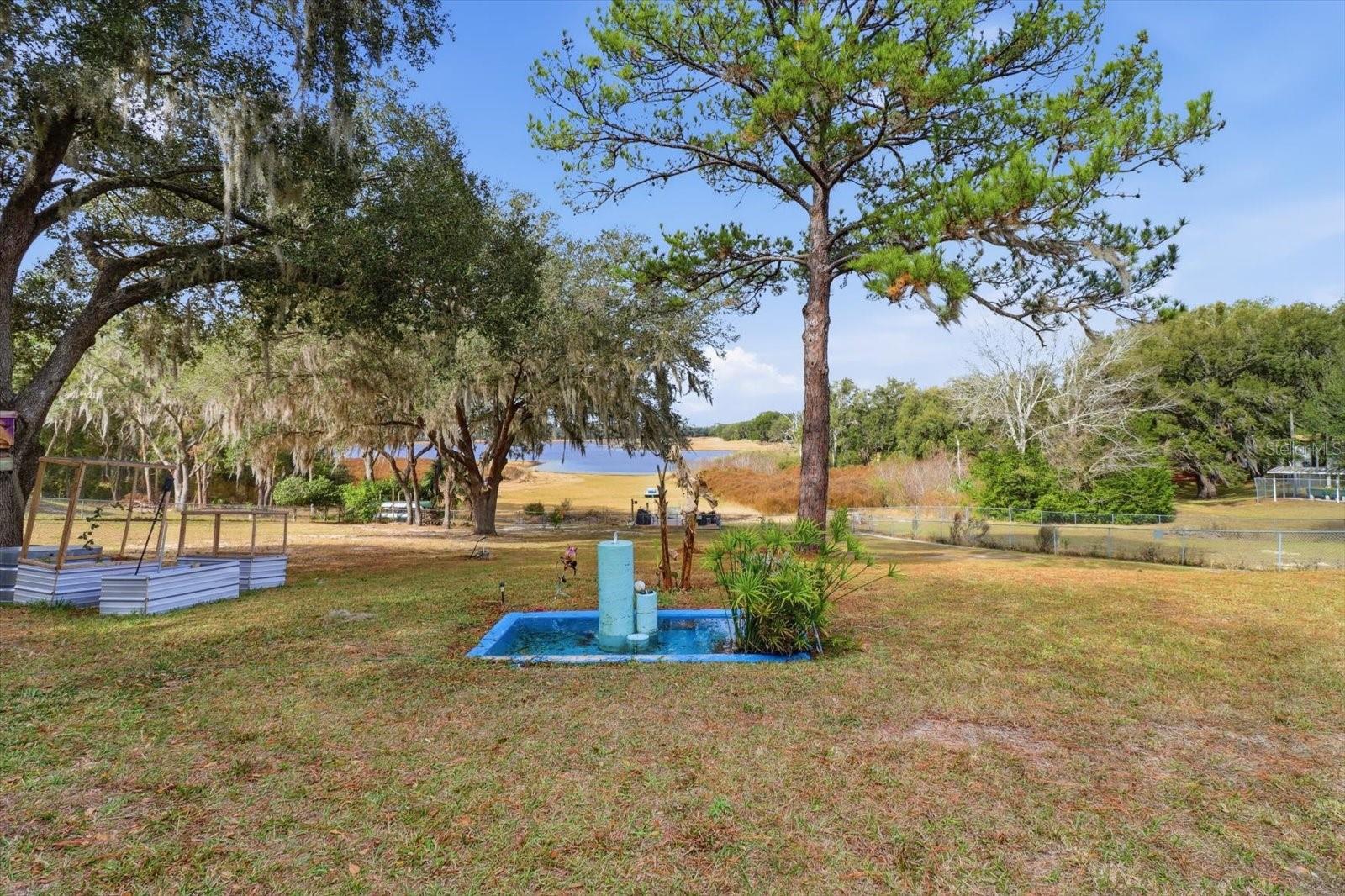 RAINBOW LAKES ESTATE - Residential