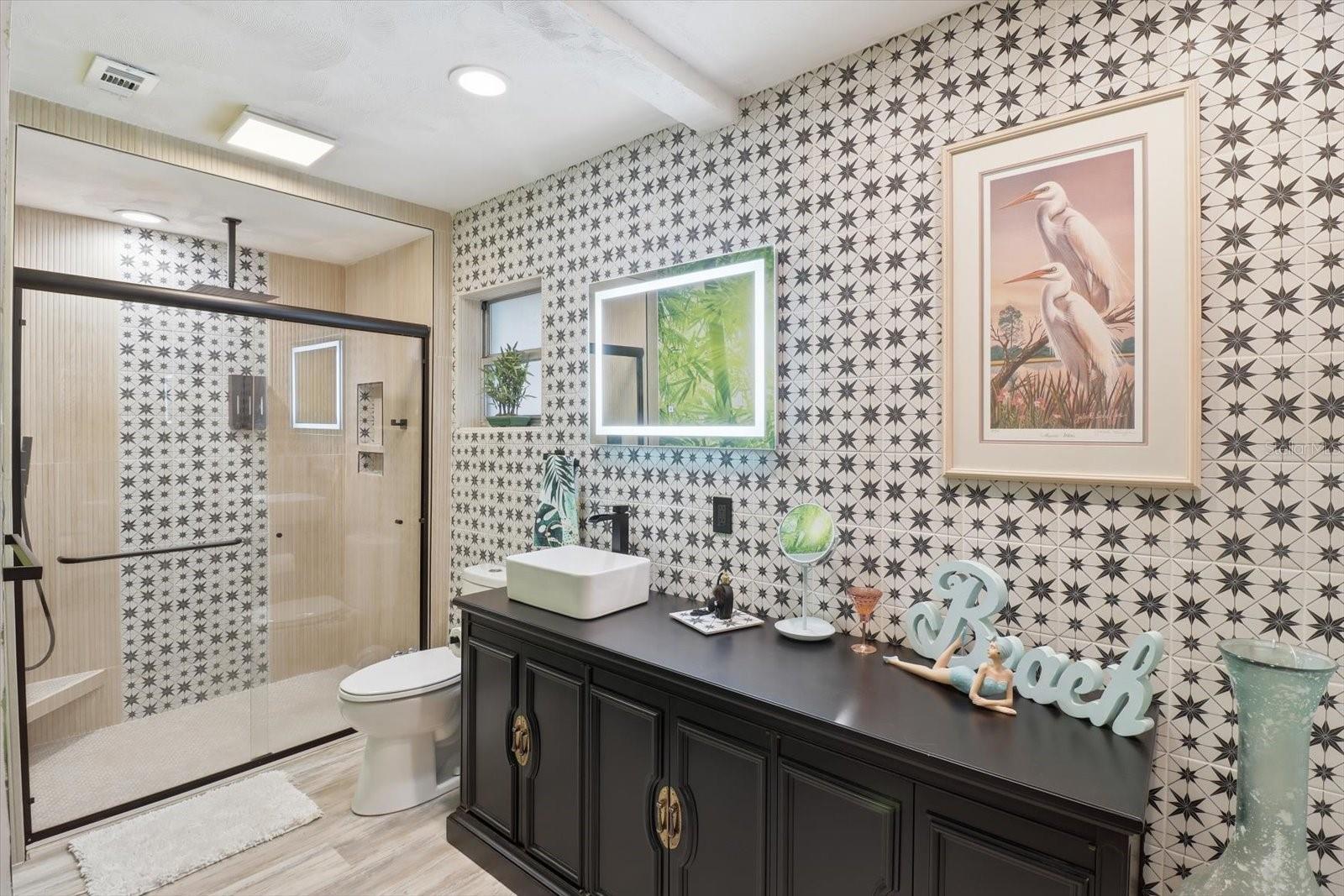 RAINBOW LAKES ESTATE - Residential