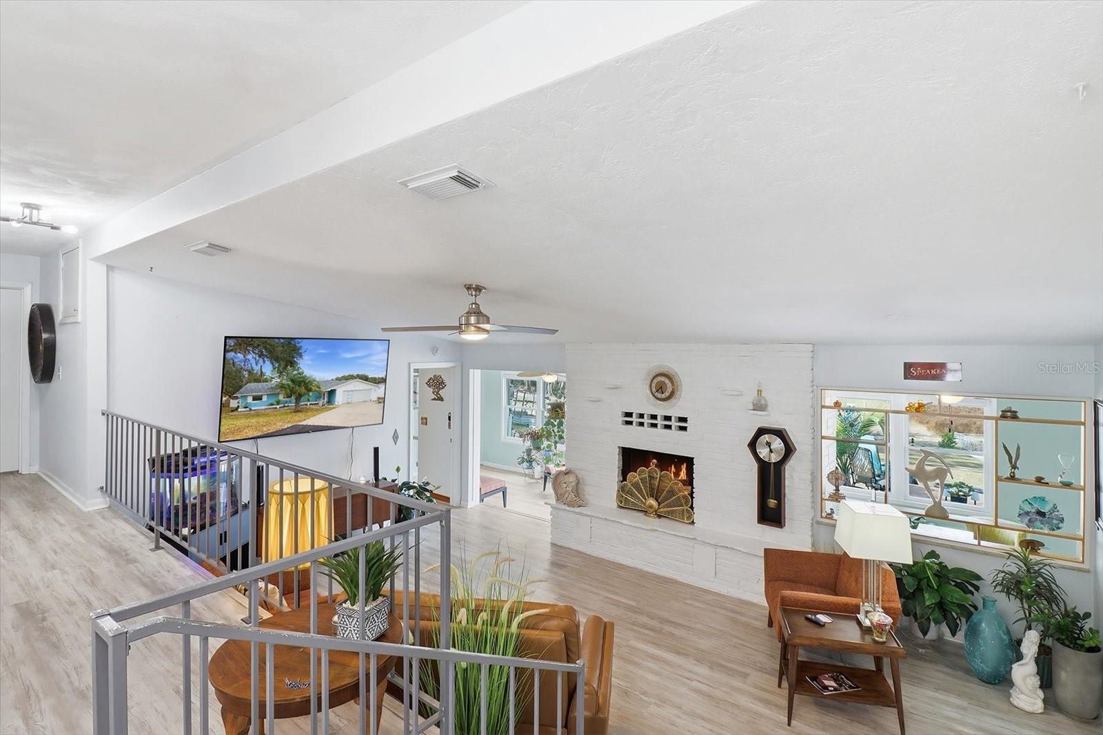 RAINBOW LAKES ESTATE - Residential