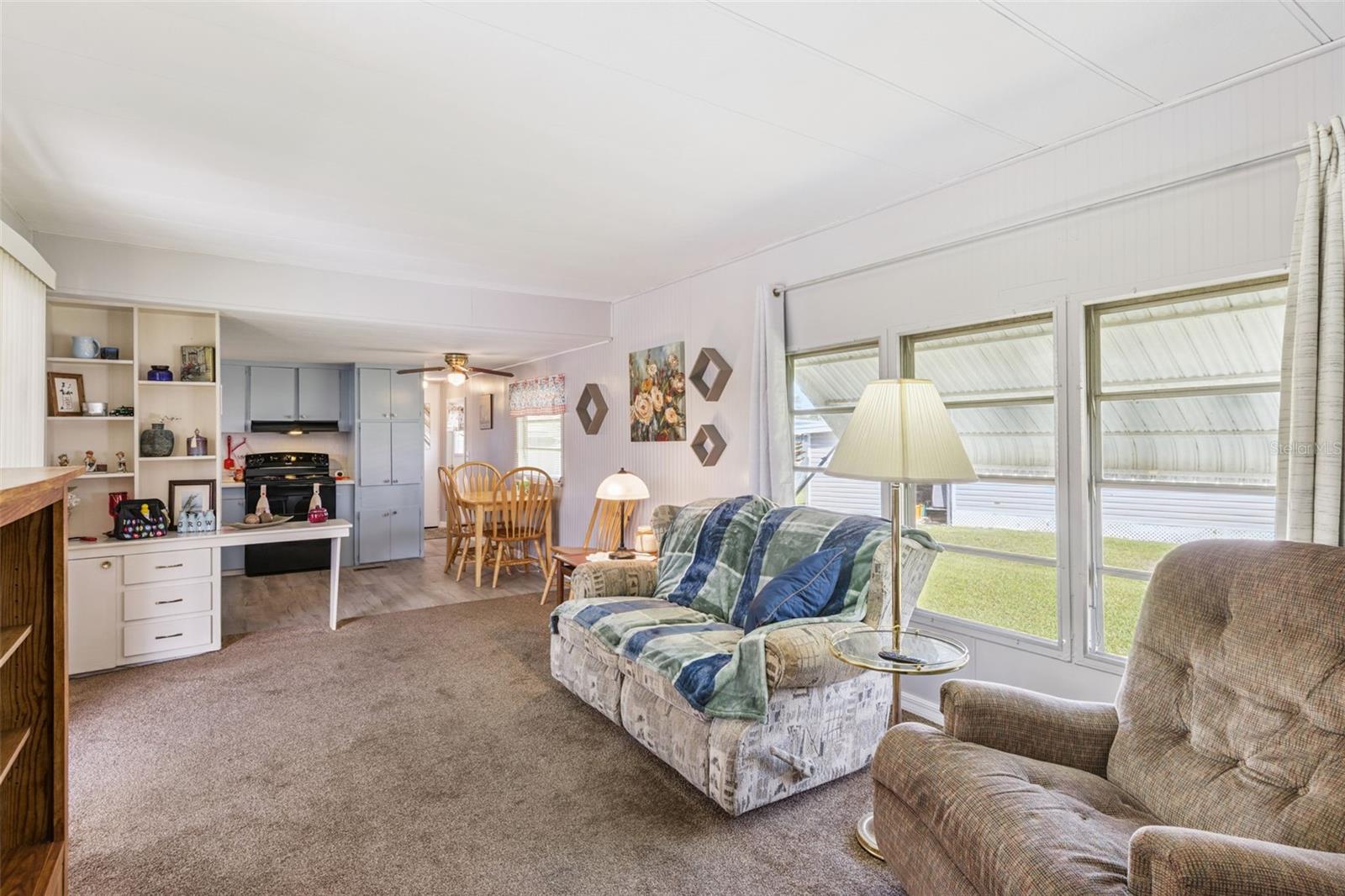 EUSTIS COUNTRY CLUB MANOR MHP UNIT 02A - Residential Lease