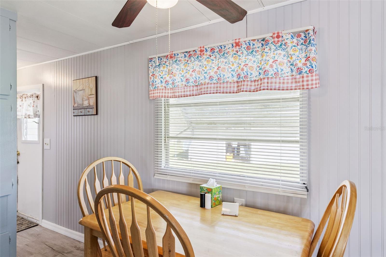 EUSTIS COUNTRY CLUB MANOR MHP UNIT 02A - Residential Lease