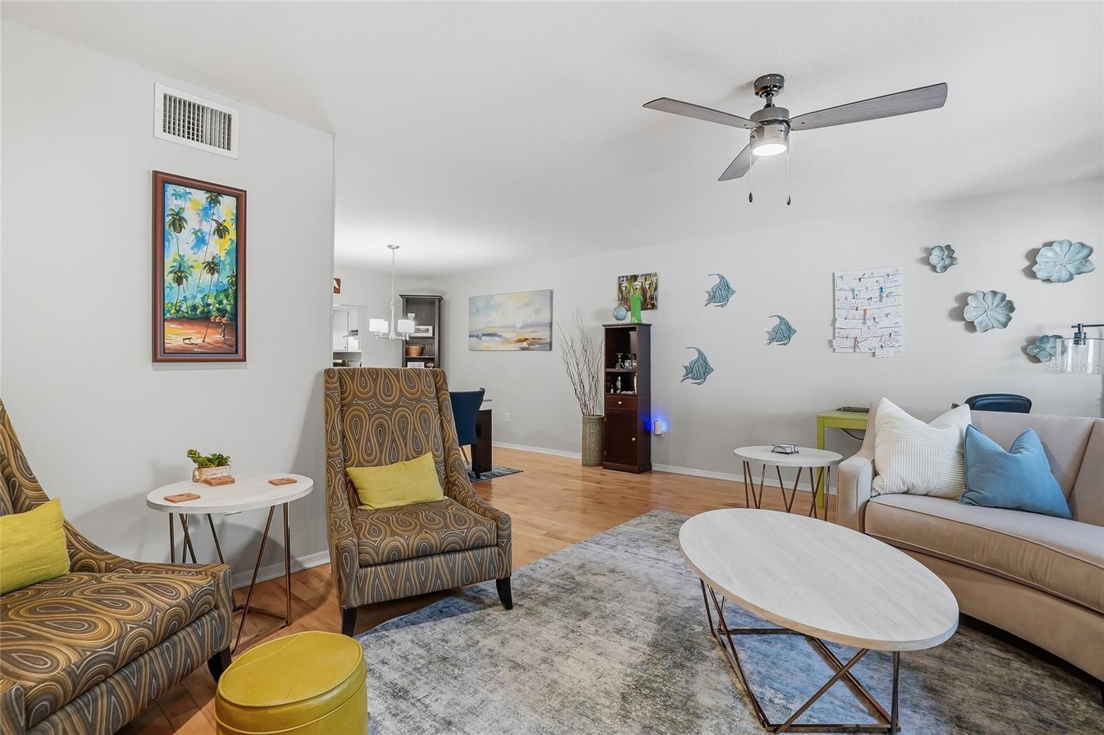 THE TWNHS OF TOWNSHIP N COUNT - Residential