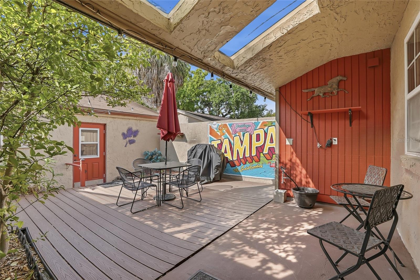 THE TWNHS OF TOWNSHIP N COUNT - Residential