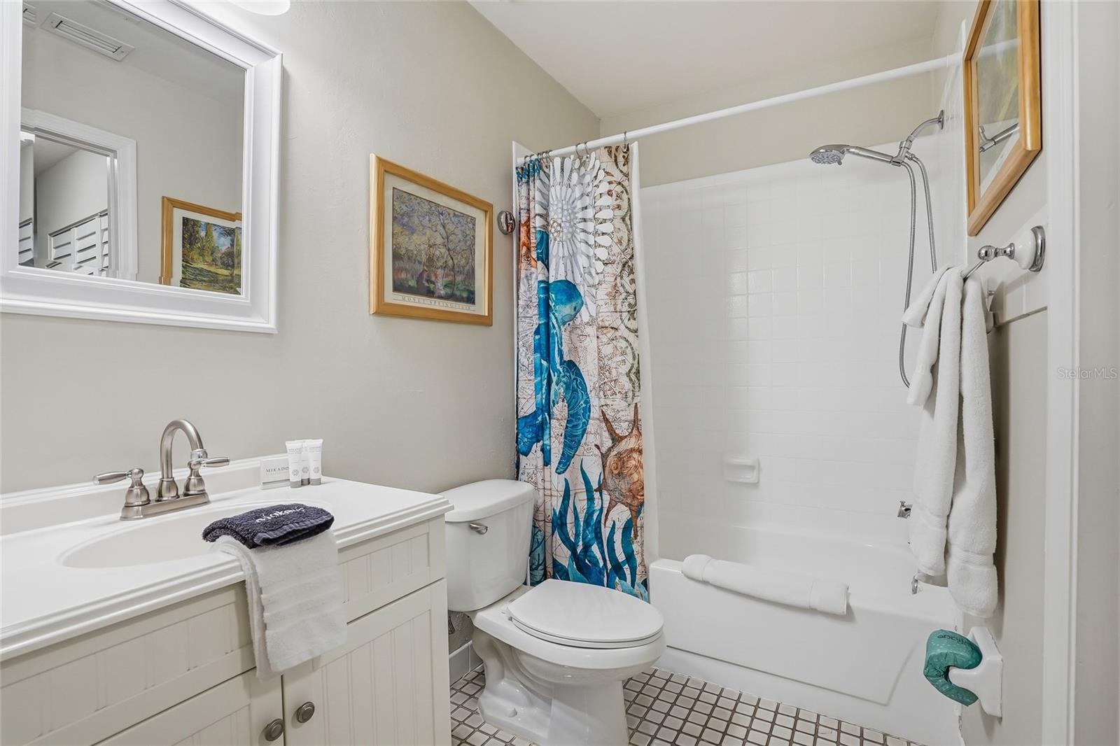 THE TWNHS OF TOWNSHIP N COUNT - Residential