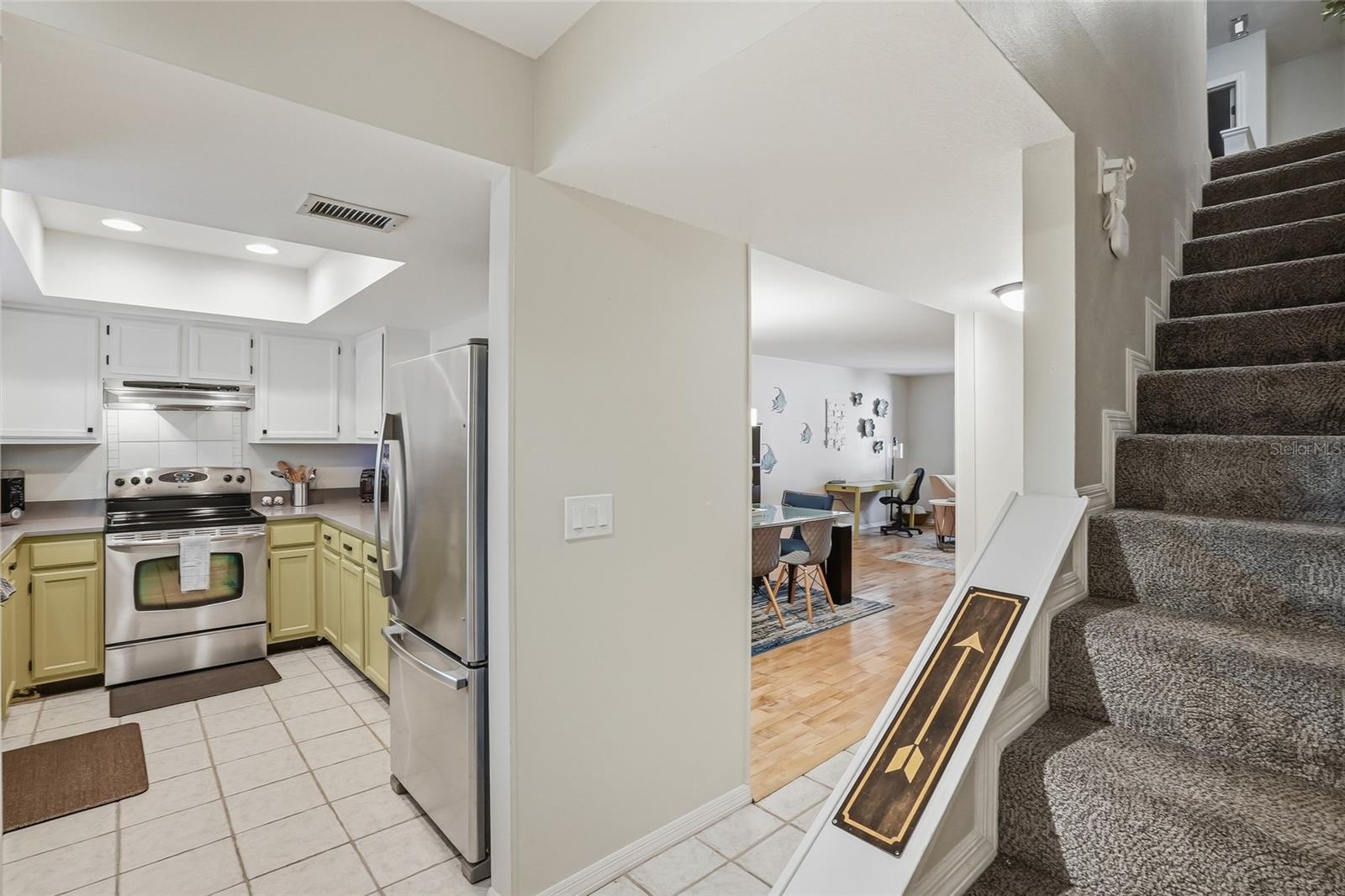 THE TWNHS OF TOWNSHIP N COUNT - Residential