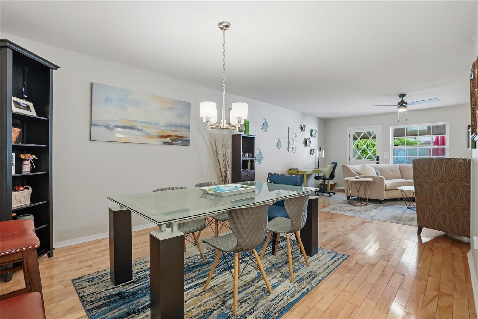 THE TWNHS OF TOWNSHIP N COUNT - Residential