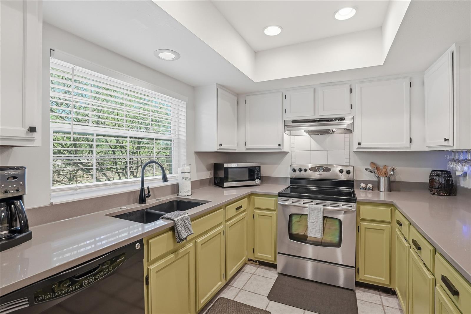 THE TWNHS OF TOWNSHIP N COUNT - Residential