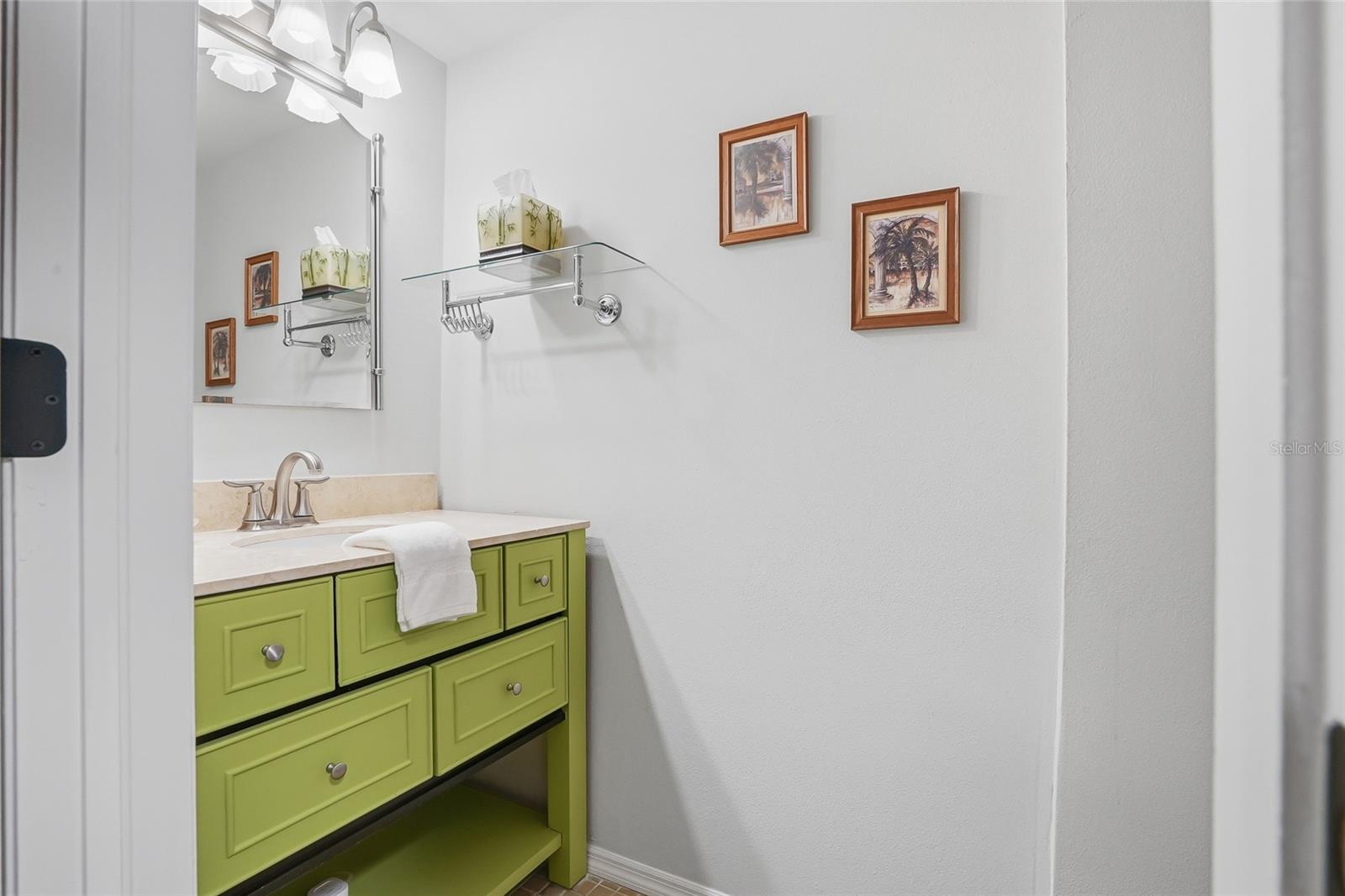 THE TWNHS OF TOWNSHIP N COUNT - Residential