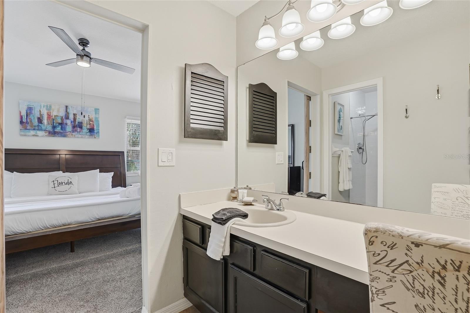 THE TWNHS OF TOWNSHIP N COUNT - Residential