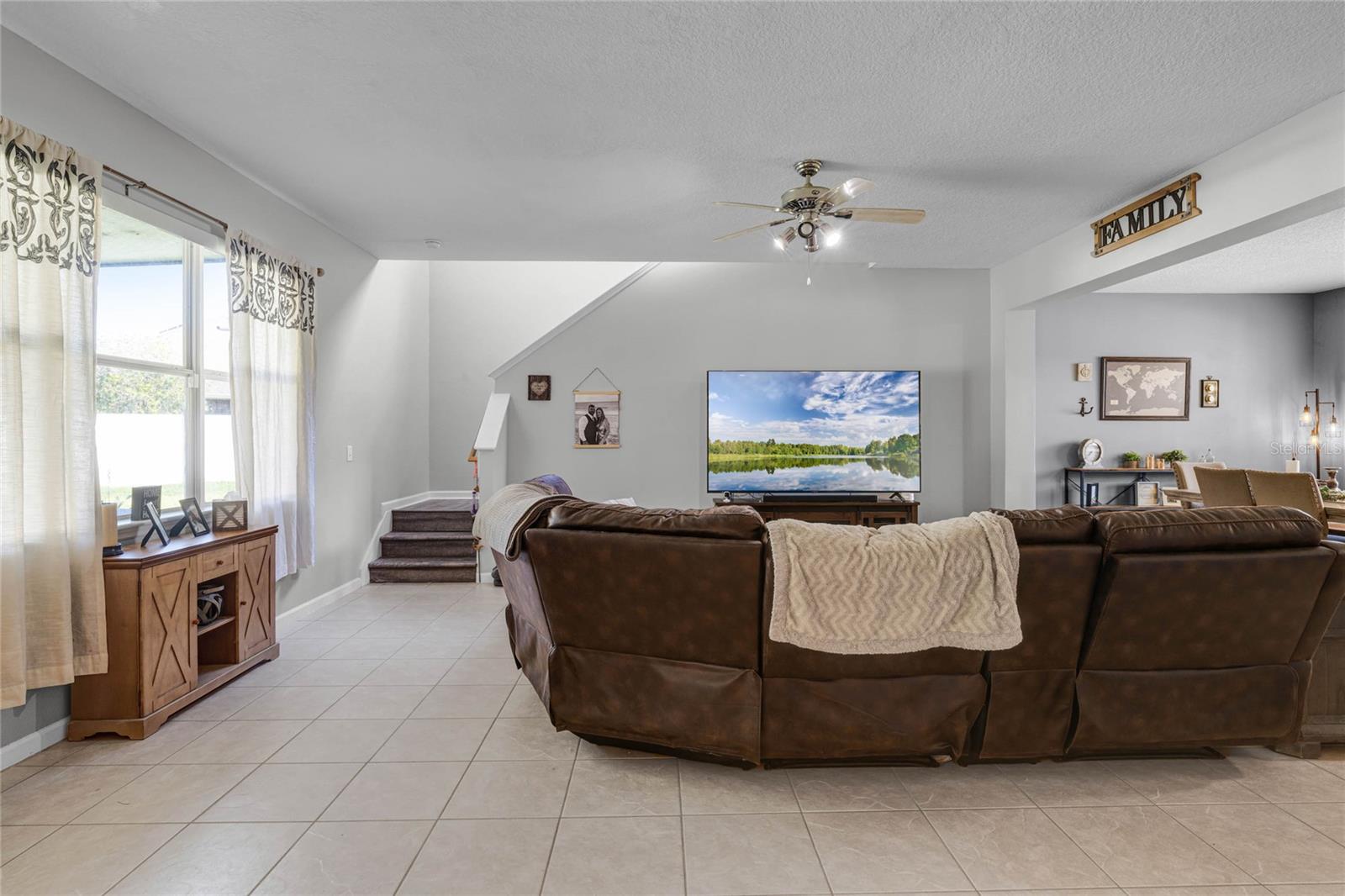 BAYBERRY LAKES - Residential