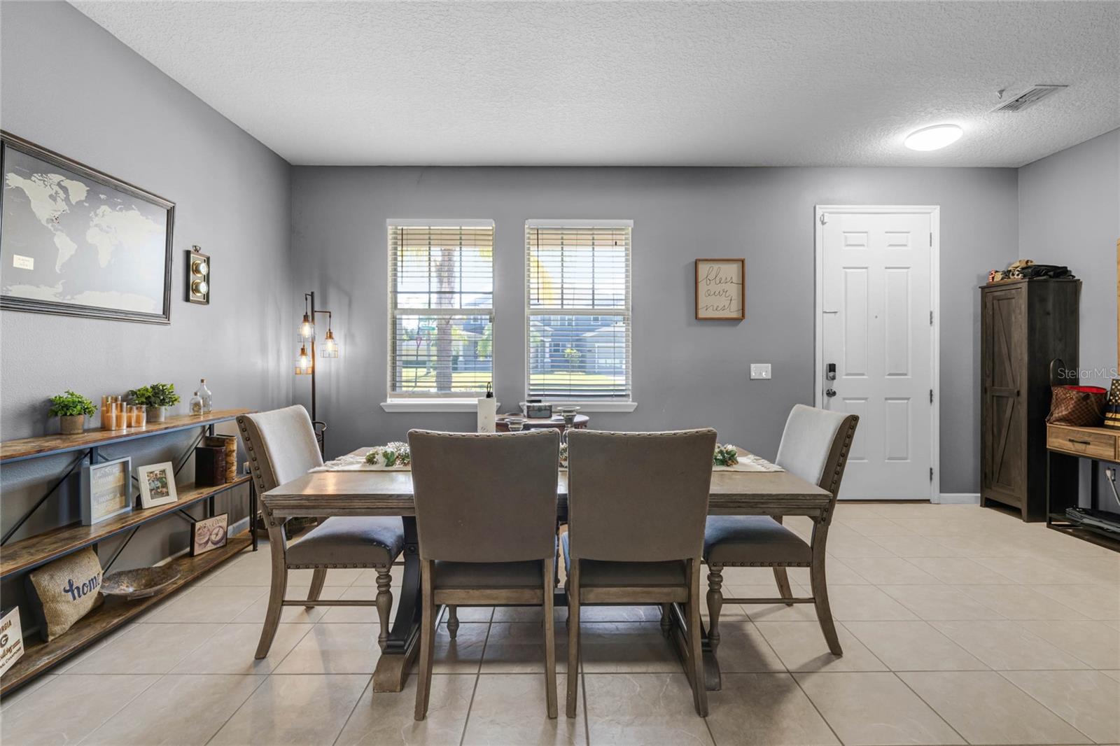 BAYBERRY LAKES - Residential