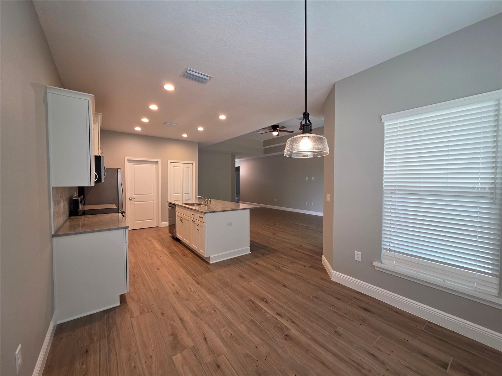 JUMPER CRK MANOR - Residential Lease
