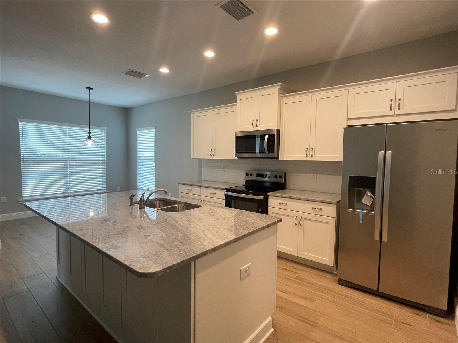 JUMPER CRK MANOR - Residential Lease