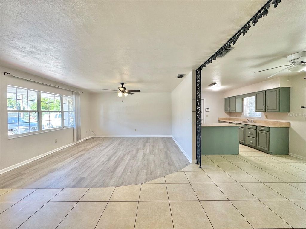 Photo of 1390 10th Court NE, Winter Haven, FL 33881 (MLS # P4937413)