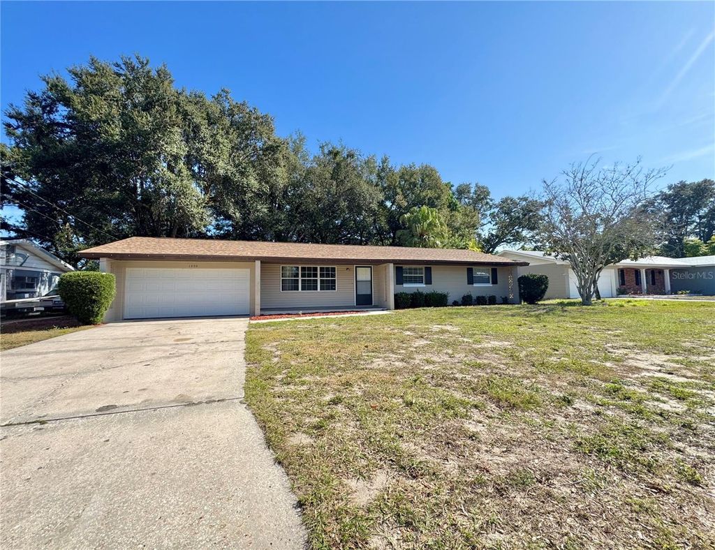 Photo of 1390 10th Court NE, Winter Haven, FL 33881 (MLS # P4937413)