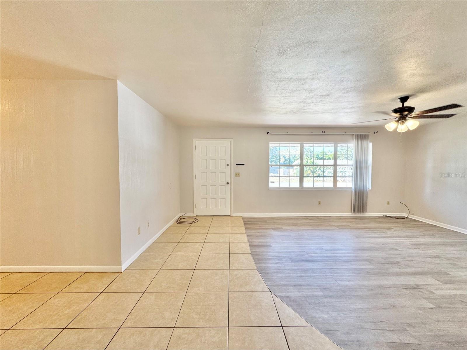 COUNTRY CLUB TERRACE - Residential