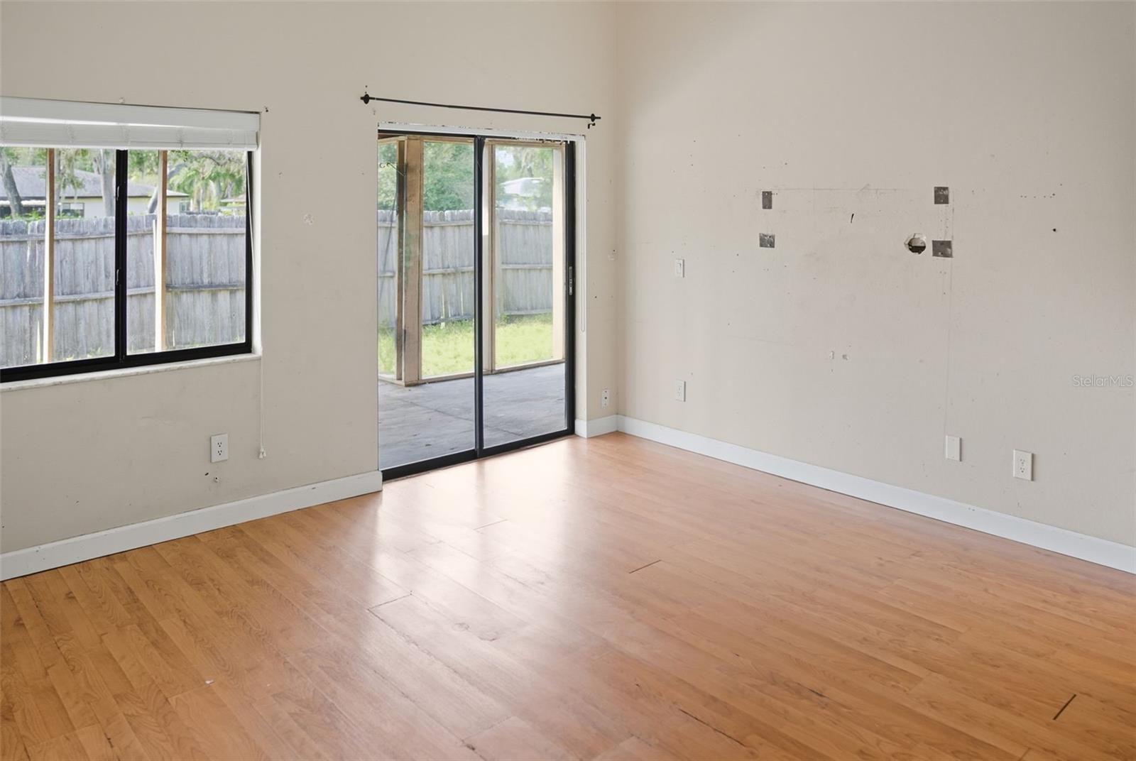 LANDINGS THE - Residential