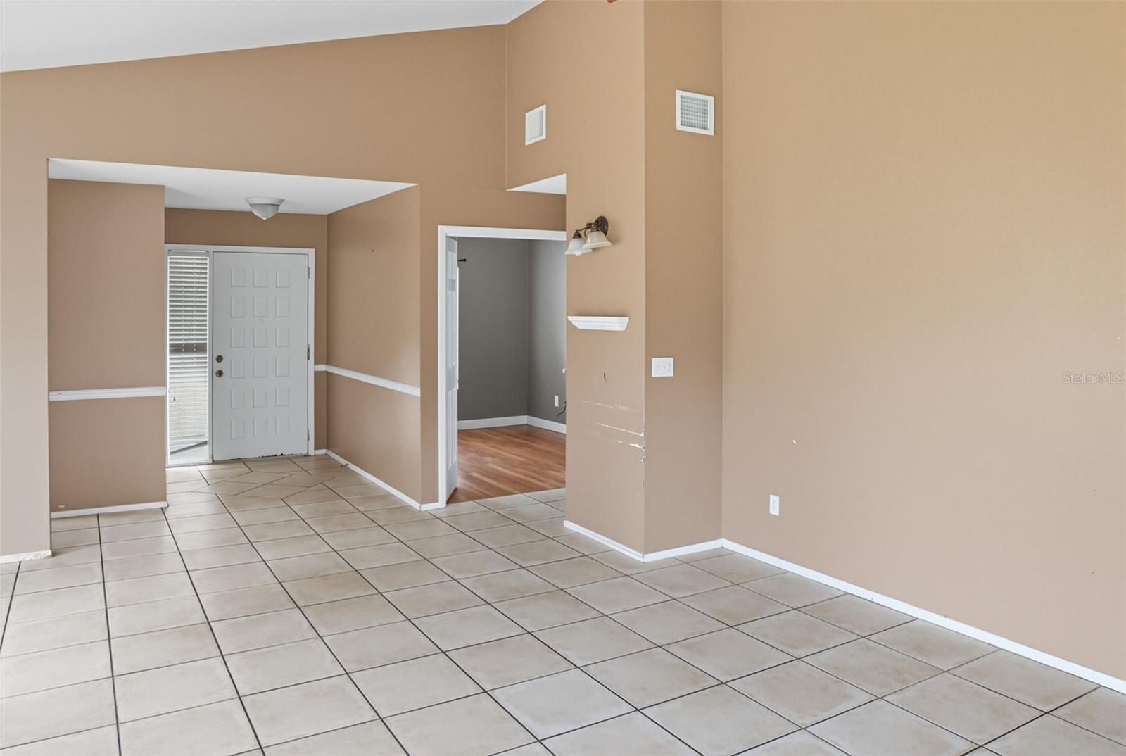 LANDINGS THE - Residential