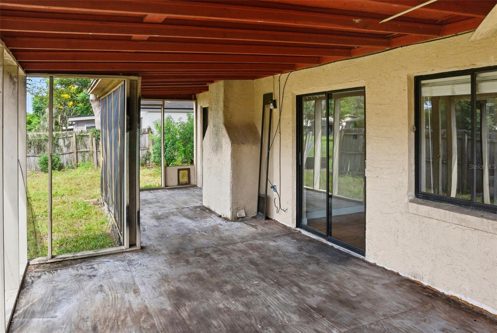 LANDINGS THE - Residential