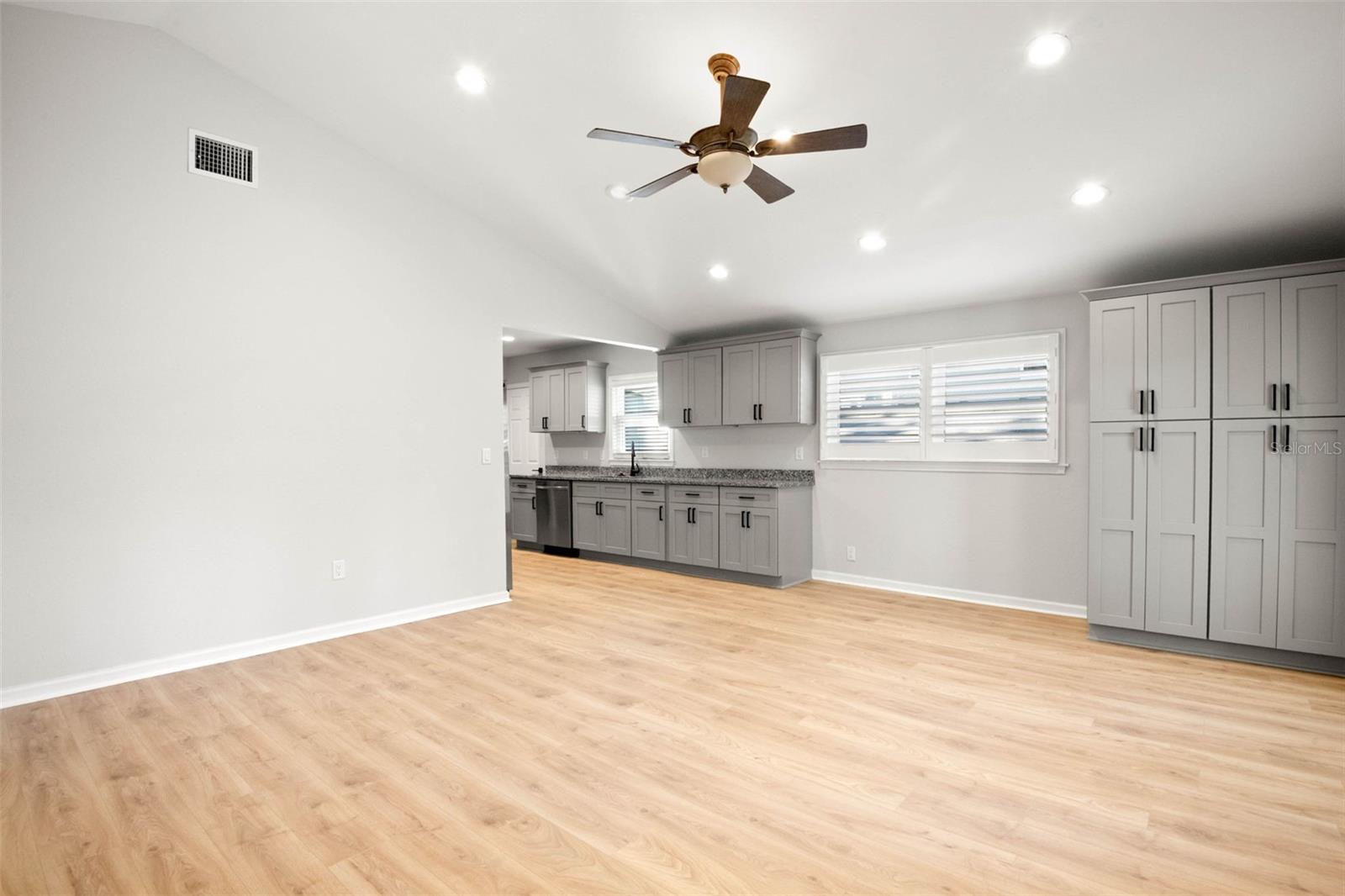 SUNSET HILLS REP - Residential